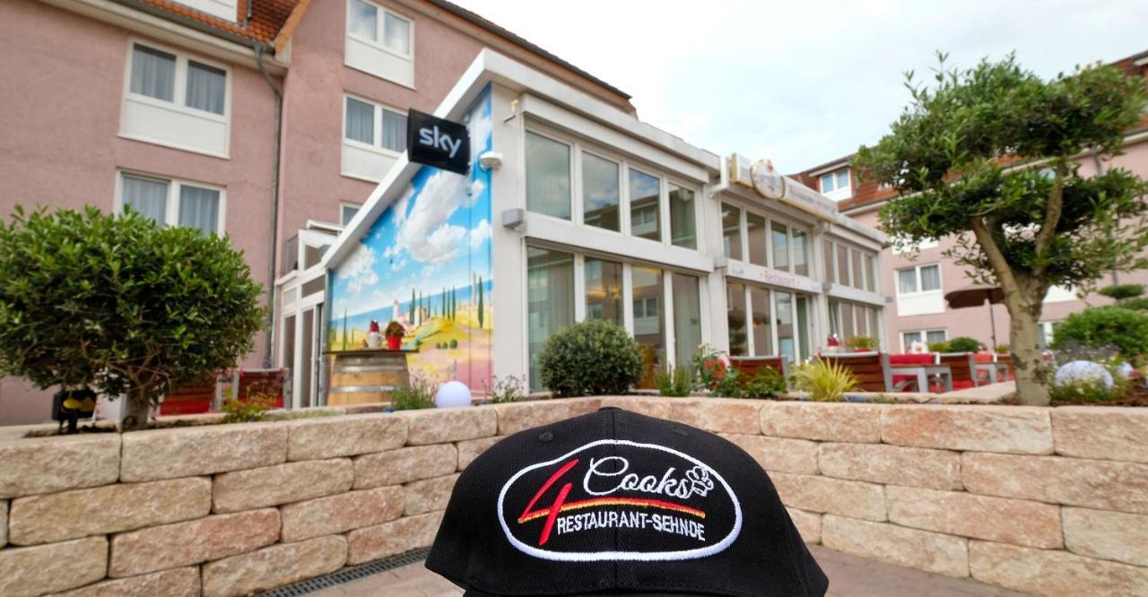 Apart Hotel Sehnde Εξωτερικό φωτογραφία