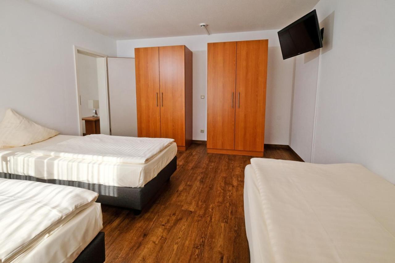 Apart Hotel Sehnde Εξωτερικό φωτογραφία