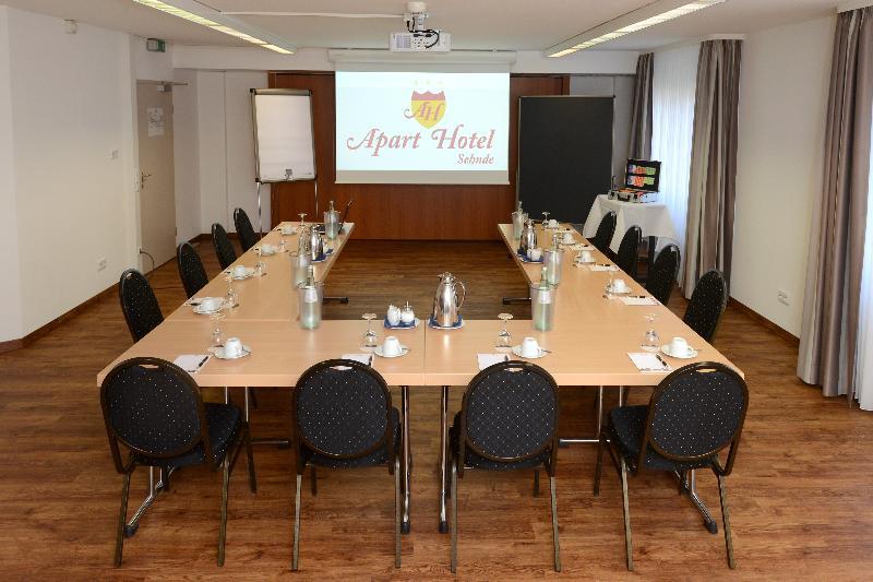 Apart Hotel Sehnde Εξωτερικό φωτογραφία